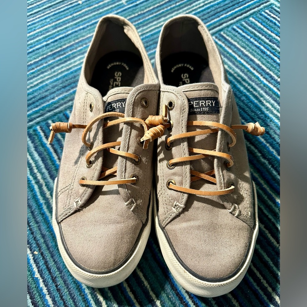 Sperry Women's Gray Canvas Boat Shoes casual sneakers